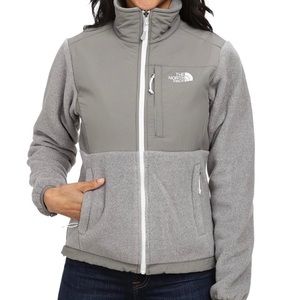 gray fleece jacket, Denali style
From the north face size small
Has hood